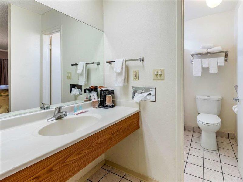 Econo Lodge On Historic Route 66 Barstow Buitenkant foto